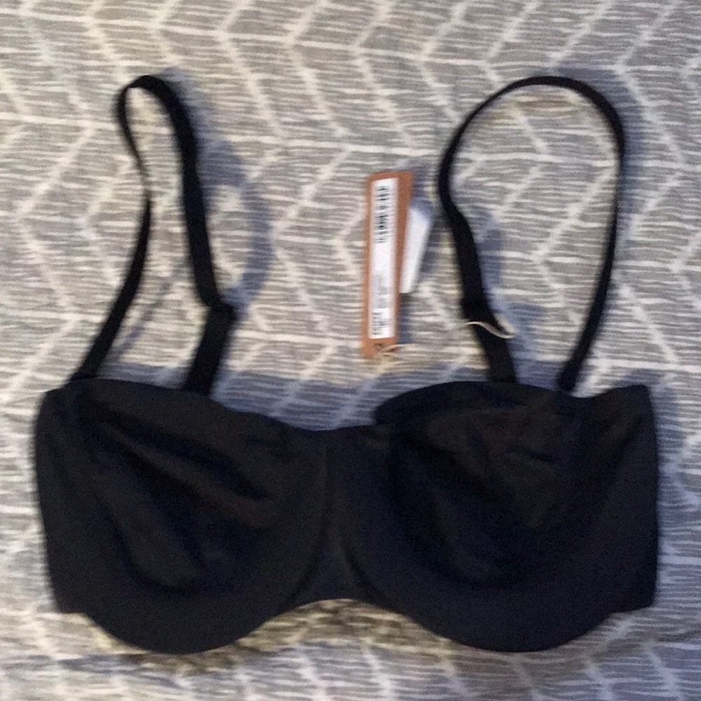 Black Underwire Smoothing Bra -Intimates unlined strapless bea